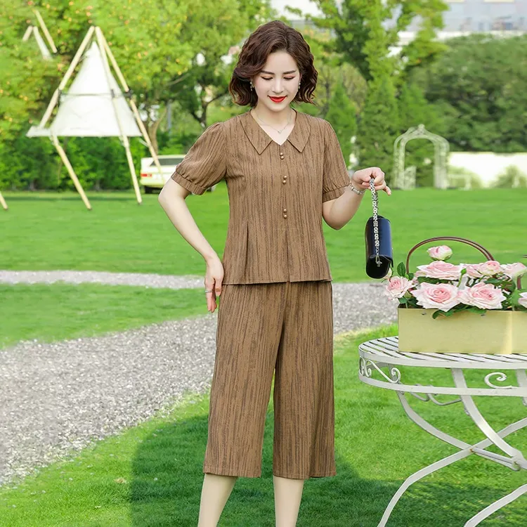 妈妈夏季新款时尚洋气套装中老年气质2025年小领减龄显瘦两件套