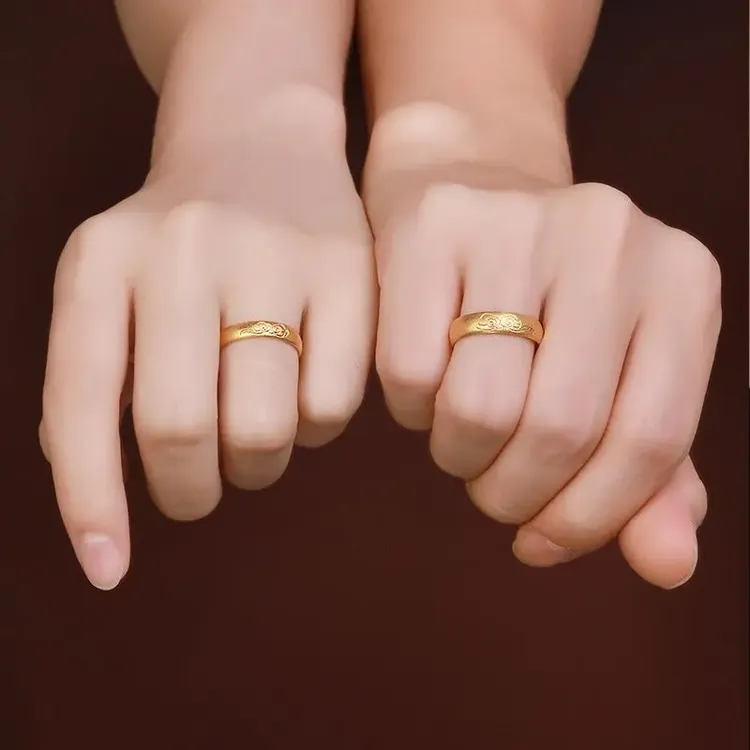 铜合金戒指 轻奢祥云款戒指活口可调节时尚情侣戒素圈氛围感配饰