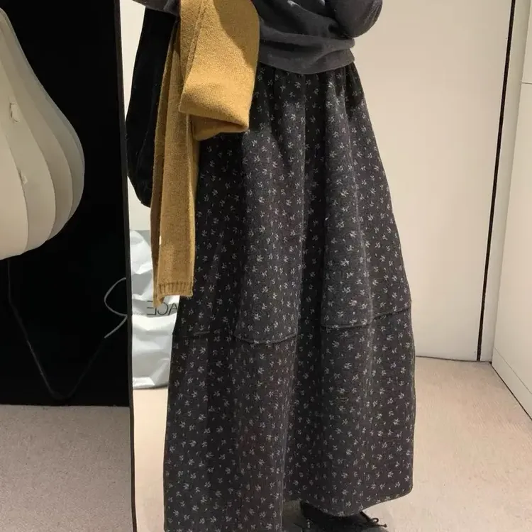 韩系灰色毛呢碎花裙女秋冬2025新款百搭时尚显瘦a字伞裙花苞裙女