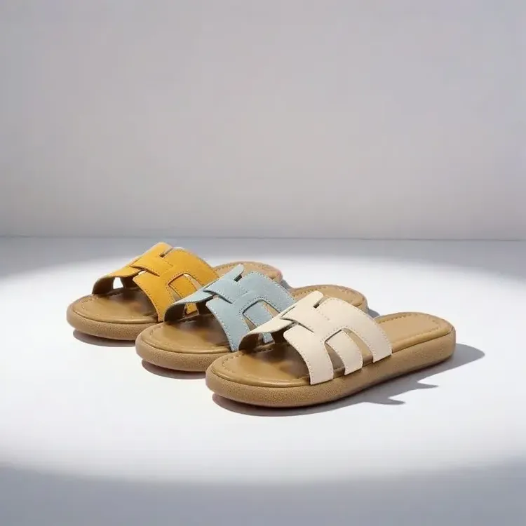 2025夏款新款百搭女凉鞋度假风软底平底一字凉拖女可外穿休闲拖鞋
