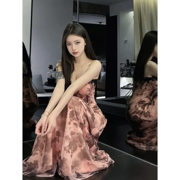 辣妹性感印花吊带连衣裙带胸垫气质收腰显瘦度假风碎花长裙开衫