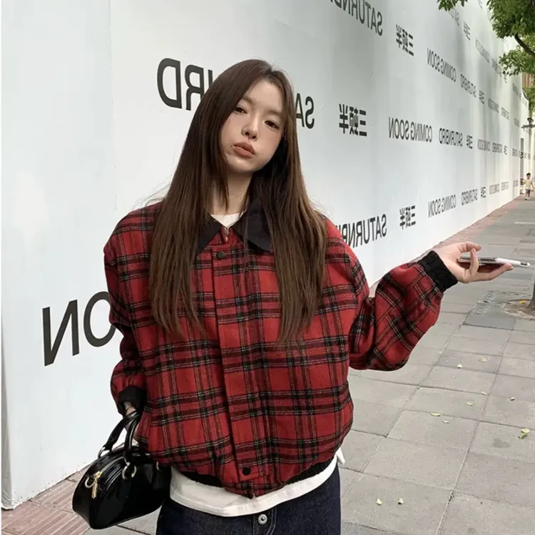 秋冬复古港风格纹宽松加厚短款棒球服外套夹克