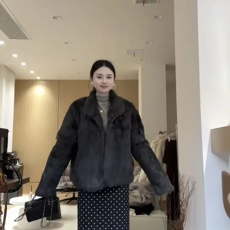 真兔毛短款立领韩系宽松加厚保暖毛毛外套秋冬