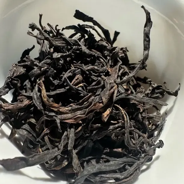 凤凰单丛-大庵蜜兰香/条索紧结细幼/蜜香浓郁