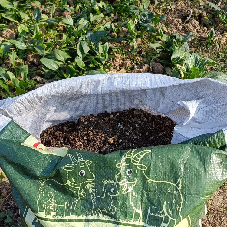 纯羊粪发酵有机肥熟粪肥种蔬养花果树通用50斤