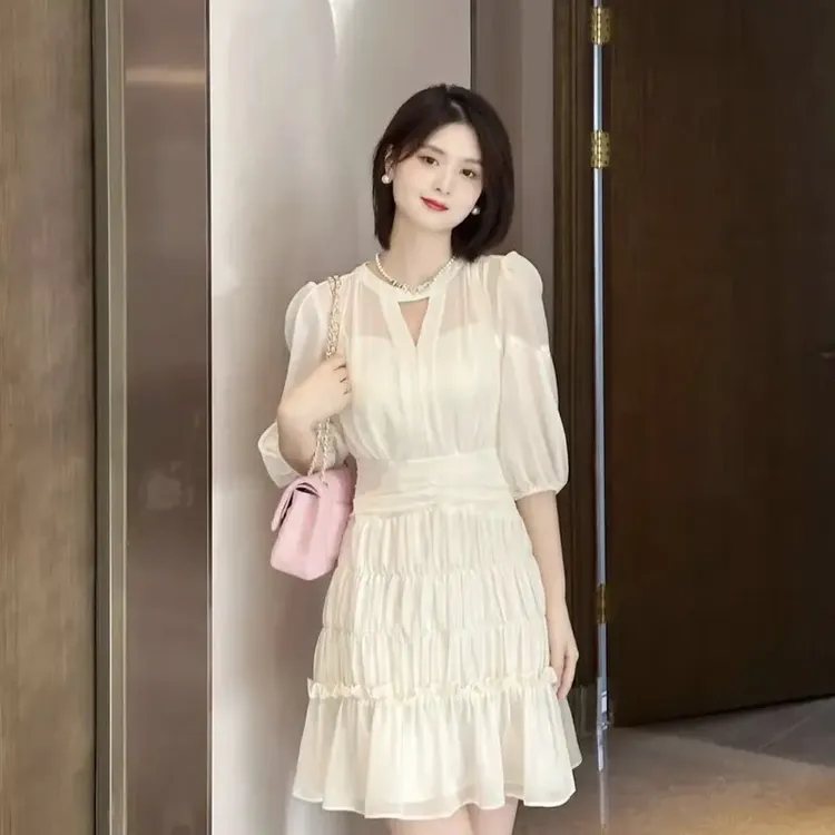 E103春夏显瘦连衣裙设计感超显瘦连衣裙法式气质收腰时尚高腰裙子