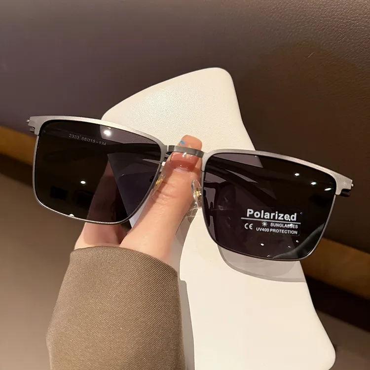 时尚男士经典方框偏光墨镜设计搭载高清眼镜偏光镜弹力驾驶镜