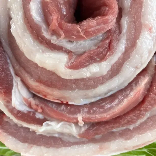 农家散养土猪带皮五花肉新鲜现切冷链包邮