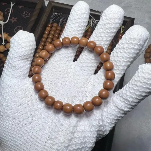 9mm+ 大黑点老型， （适合新手盘玩）（有瑕疵介意勿拍）