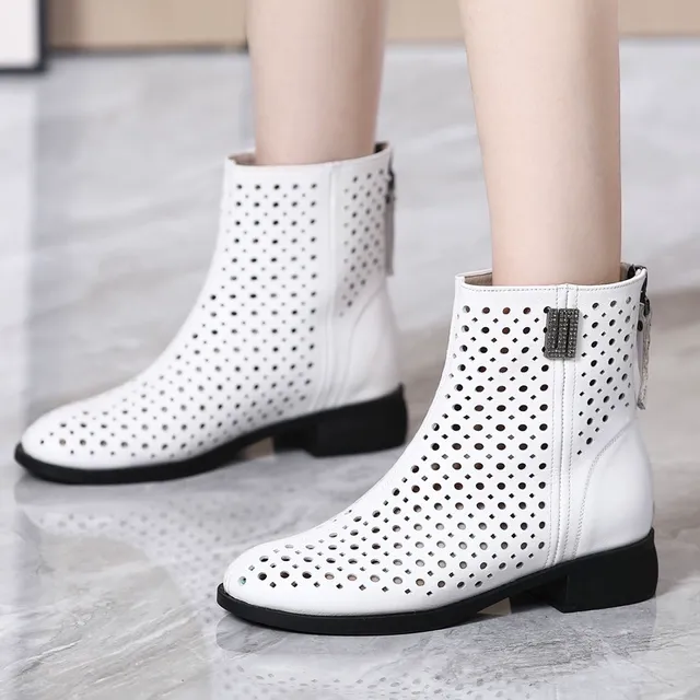 头层牛皮真皮女鞋镂空短靴女春秋单靴白色春夏季凉靴子软底洞洞鞋