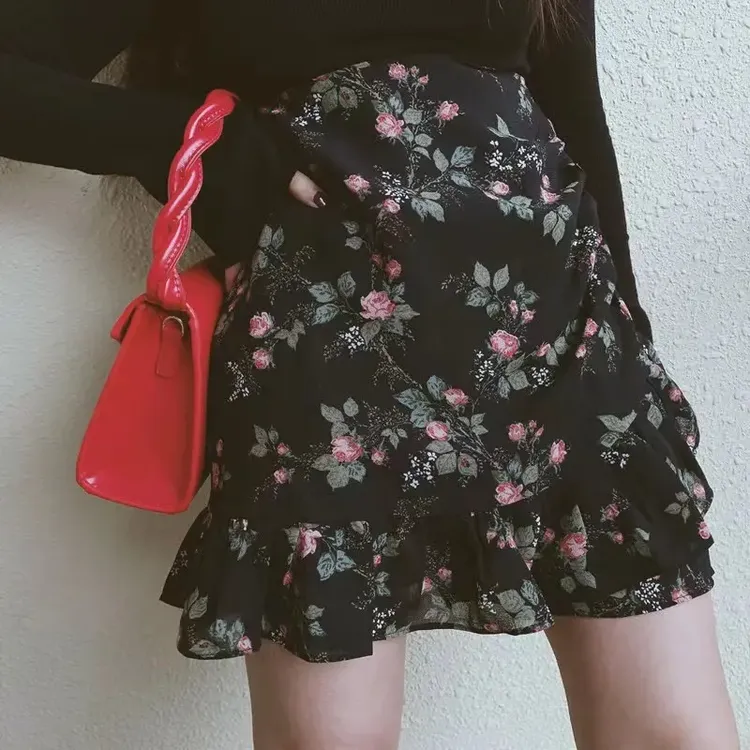 复古碎花半身裙女夏a字裙大码胖MM雪纺松紧腰裙遮胯荷叶边短裙