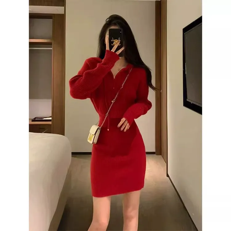 3964新年圣诞红色连帽针织连衣裙女秋冬季新款收腰辣妹包臀短裙子