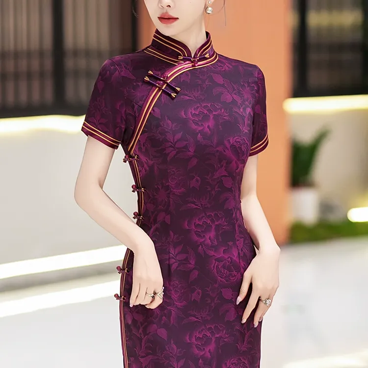 夏装喜婆婆婚宴装2025新款高贵年轻紫色旗袍妈妈礼服平时可穿高端