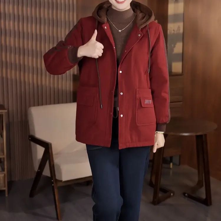 冬季中老年女装加绒加厚保暖连帽宽松显瘦洋气妈妈装棉服外套