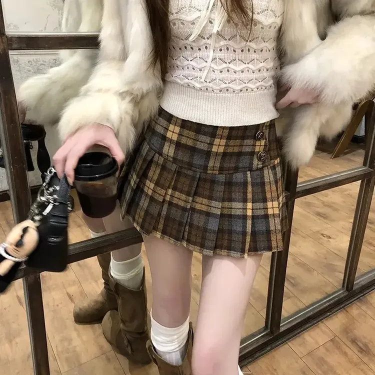 (全额运补)秋冬季学院风格纹百褶裙女显瘦防走光A字短裙带安全裤