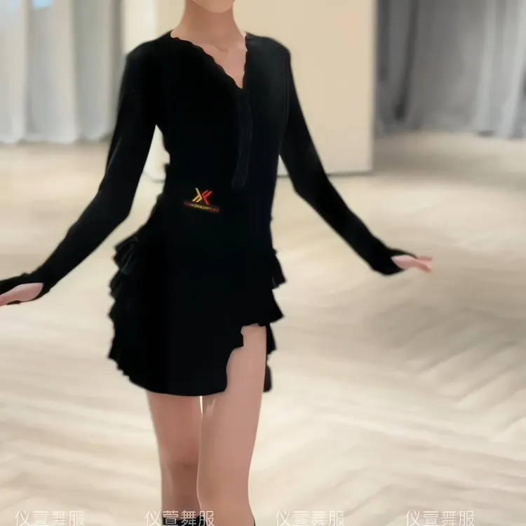 秋冬新款必备网红款，拉丁舞服演出服表演服练功服长袖 仪萱舞服