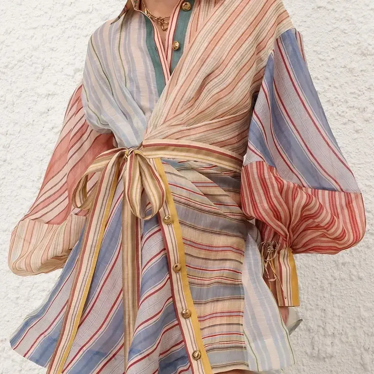 早春度假系列条纹撞色丝麻衬衫领短款连衣裙有口袋