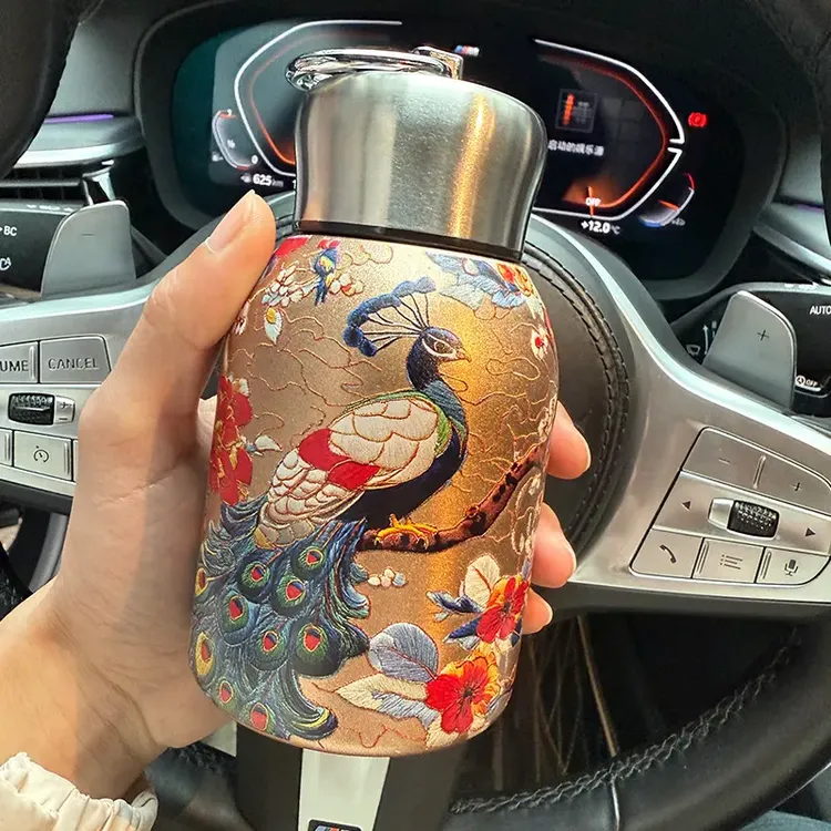 新款国风小胖丁保温杯户外便携提环口袋杯车载随手杯创意简约C080