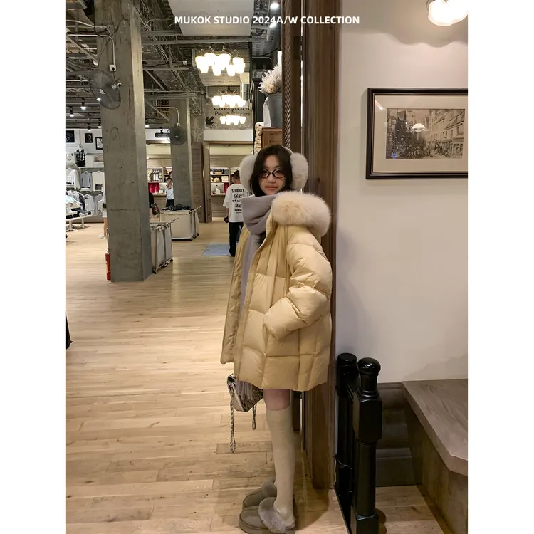 MUKOK北岛雪山~狐狸毛领黄色中长款白鸭绒超好看羽绒服女冬小个子