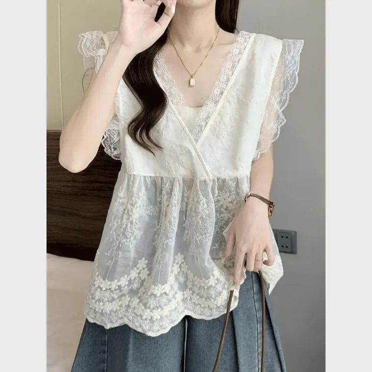 蕾丝花边v领小飞袖衬衫女夏季设计感小众气质宽松无袖娃娃衫上衣
