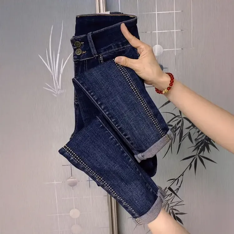 春季新款时尚弹力牛仔铅笔裤大码女装高腰显瘦百搭小脚裤子胖妹妹