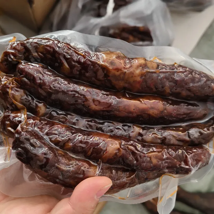 （腊香肠）湖南农家特产烟熏手工灌制腊肠正宗腊味鸭脚钟支书助农