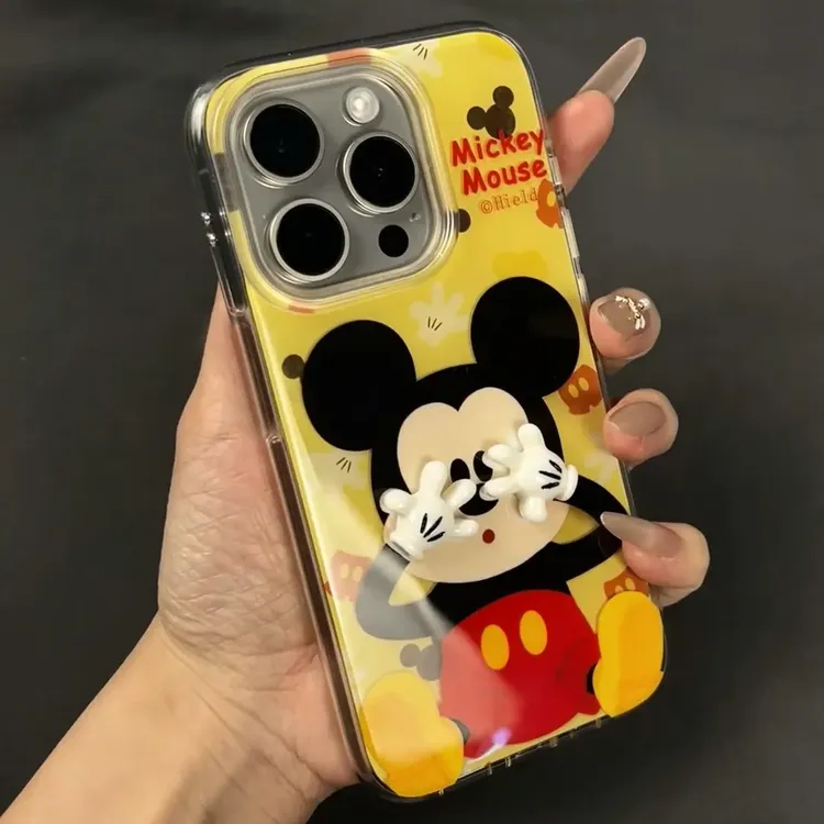卡通可爱立体捂脸米奇适用苹果16手机壳iPhone13个性防摔
