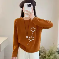 圆领重工花朵亮片厚款毛衣9551