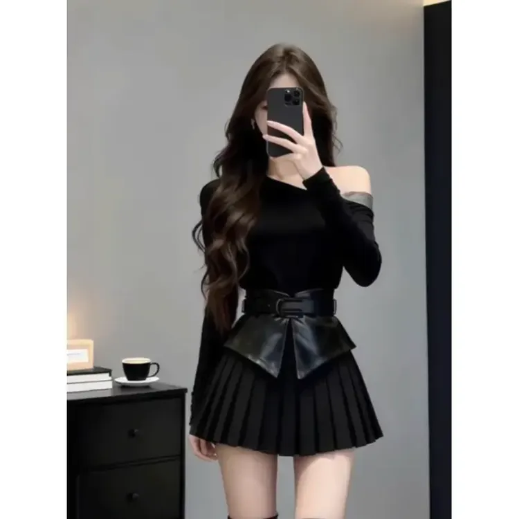 静奢高级氛围感休闲通勤黑色斜领露肩长袖收腰系带百褶连衣裙女