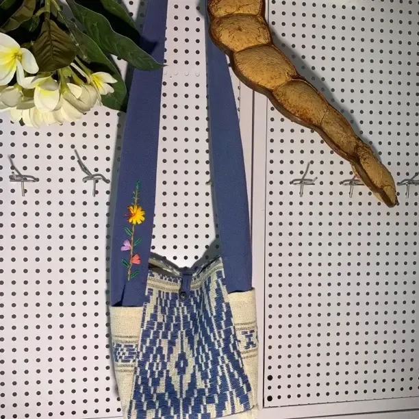 传统复古织锦单肩包