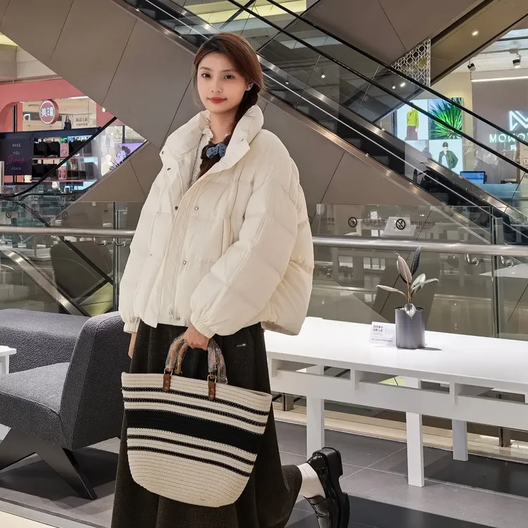 因可 冬季加厚羽绒服女装宽松保暖百搭短款羽绒外套 商场同款