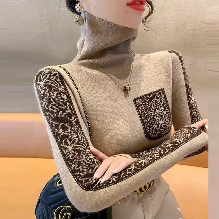 100%纯羊毛女士秋冬修身高领套头短款打底衫绣花内搭羊绒针织毛衣