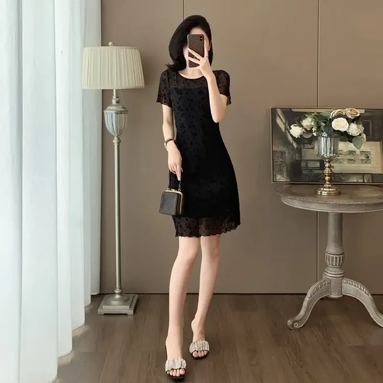 时尚短款氛围感连衣裙黑色气质植绒提花透视短袖显瘦法式香风夏季
