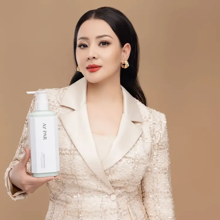 AYiPAR柔顺丝滑香氛洗发乳