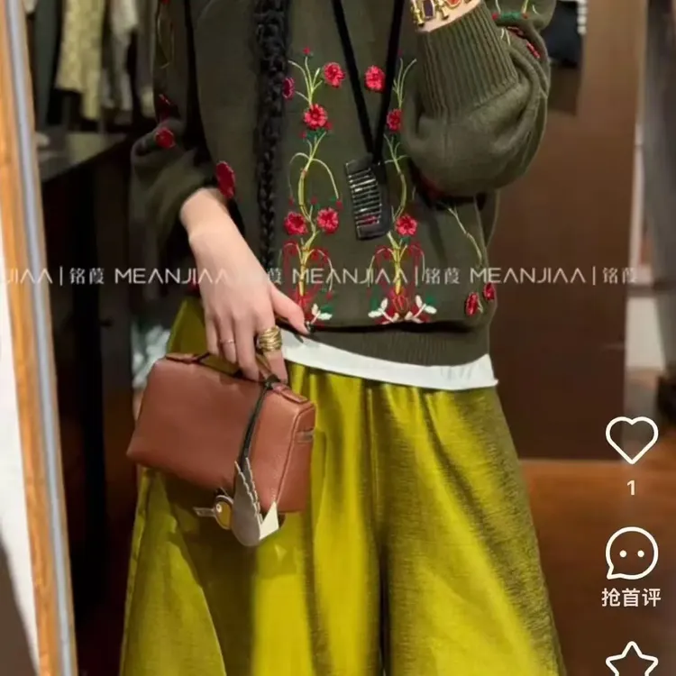 宽松型圆领厚款女打底提花衫植物花卉毛衣复古