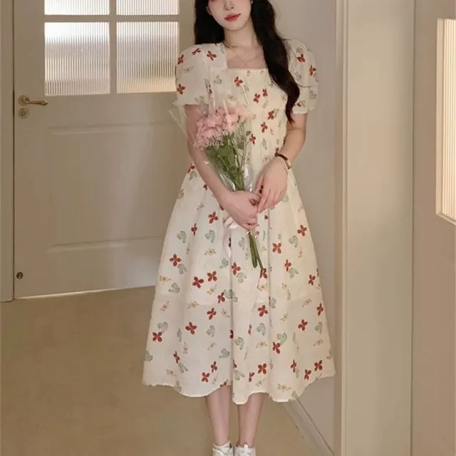 2024年新款小个子高级感别致绝美收腰长裙温柔碎花连衣裙子女夏季