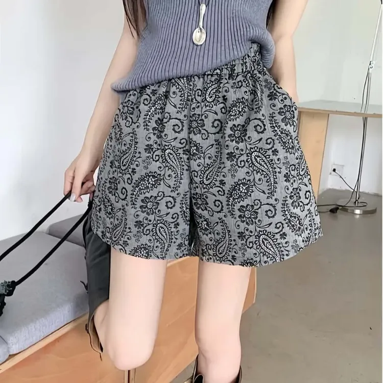 大码复古设计感休闲裤女装夏季时尚高腰阔腿裤胖MM遮肉显瘦短裤子