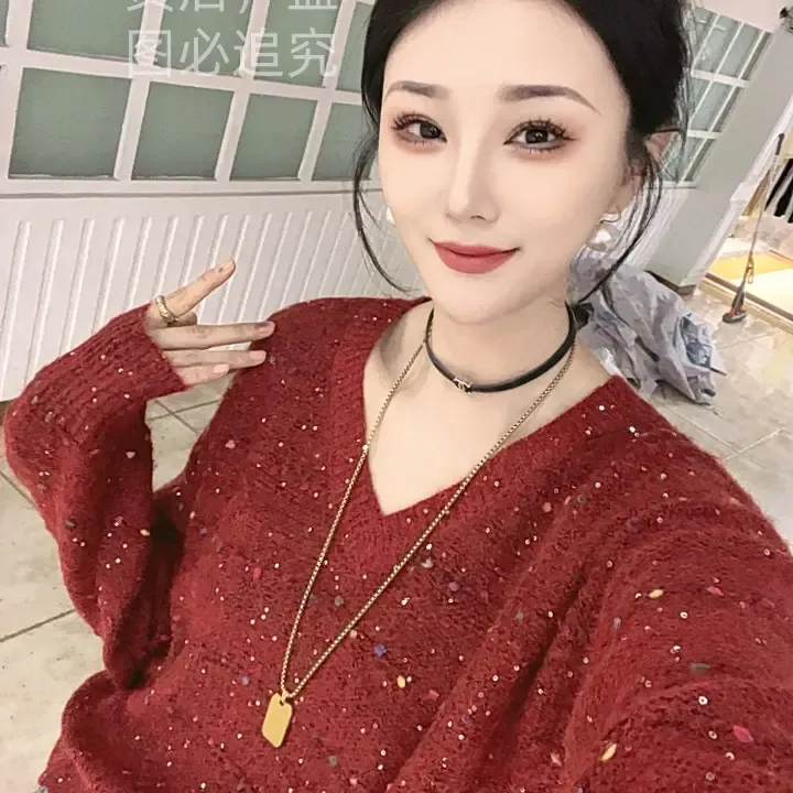 实体店秋冬新款彩色亮片V领针织毛衣女宽松百搭减龄