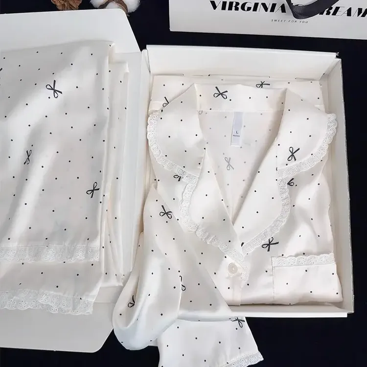 送老婆送女朋友闺蜜平安夜圣诞节礼物高级冰丝睡衣实用的生日礼物