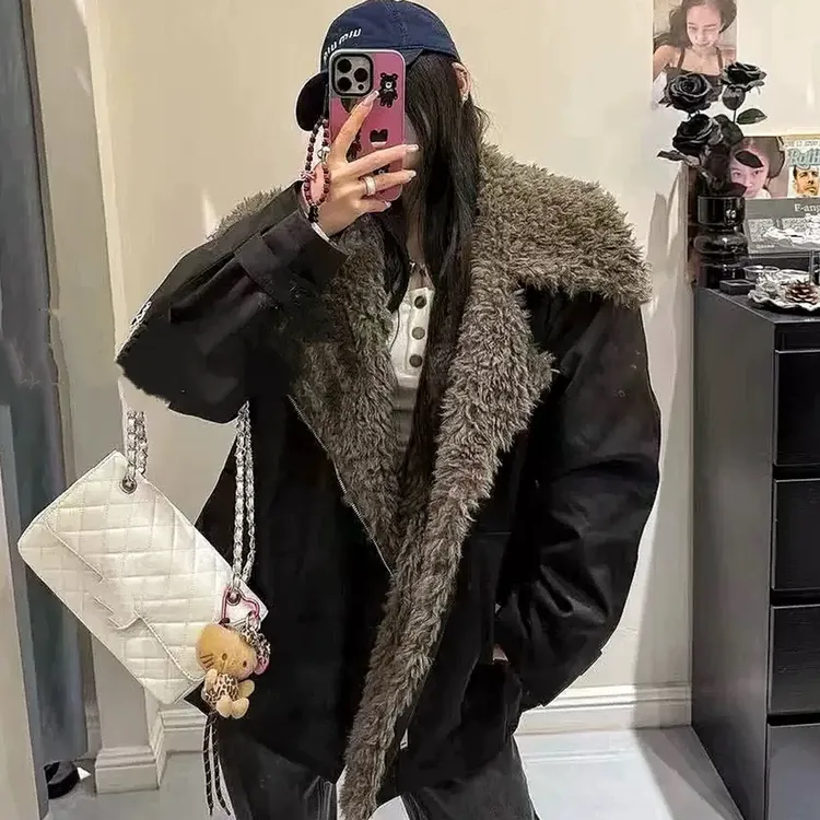 秋冬季韩版复古高级感宽松大翻领毛毛加厚保暖显瘦派克服外套女