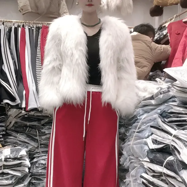 《装后》2026春款红裤子时尚百搭