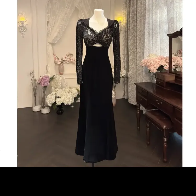 纯欲风蕾丝V领长袖连衣裙女秋季收腰显瘦包臀鱼尾长裙性感时尚