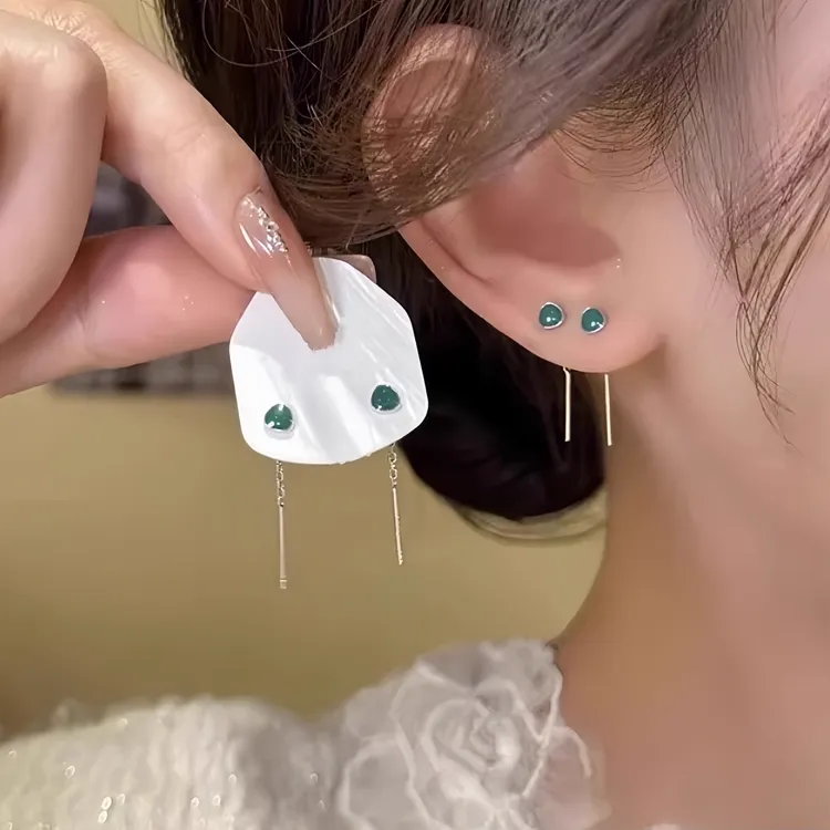 牛油果绿色迷你吊坠耳线简约精致显白耳坠轻奢小众设计感耳饰1805