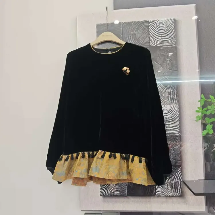 25359时尚新中式丝绒拼接下摆长袖圆领洋气T恤上衣秋季