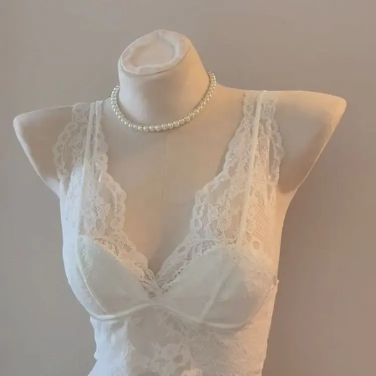 新款法式蕾丝内衣小胸无钢圈内搭叠穿吊带背心显瘦美背文胸罩爆款