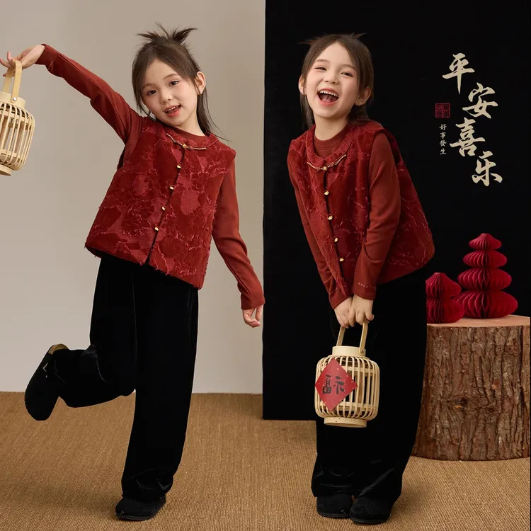 女童国风红色夹棉马甲2025新款冬装加厚新中式坎肩本命年汉服绒面