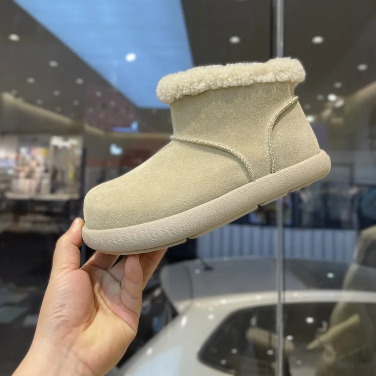 新款女款加绒防滑短筒厚底保暖雪地靴真皮加厚休闲舒适时尚雪地棉