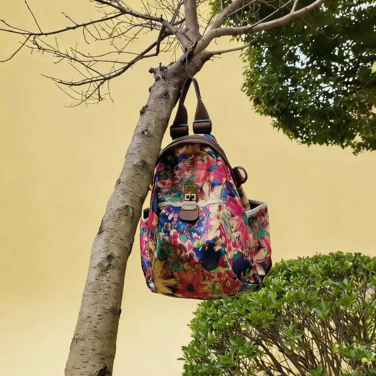 原创手工轻便大容量多功能百搭女士复古休闲双肩包时尚民族风印花