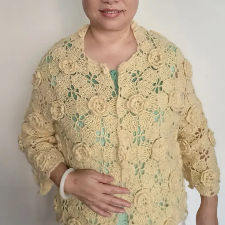 镂空短款长袖花朵秋圆领毛针织衫百搭蕾丝套头开衫材料包