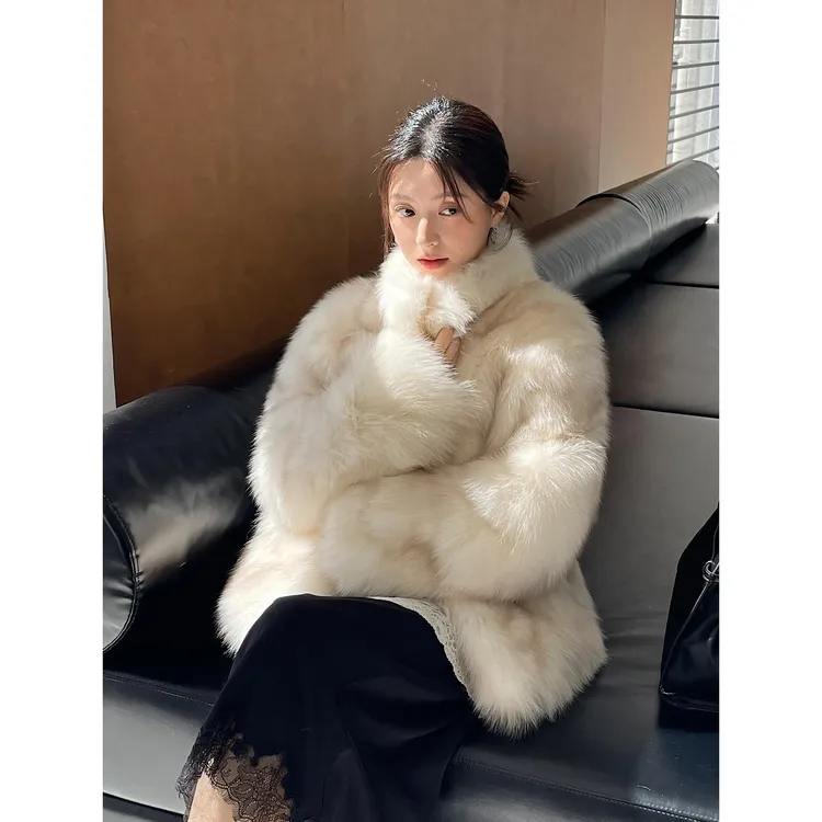 画盲皮草"济州月光"2025新款进口皮草女毛毛外套大衣年轻款